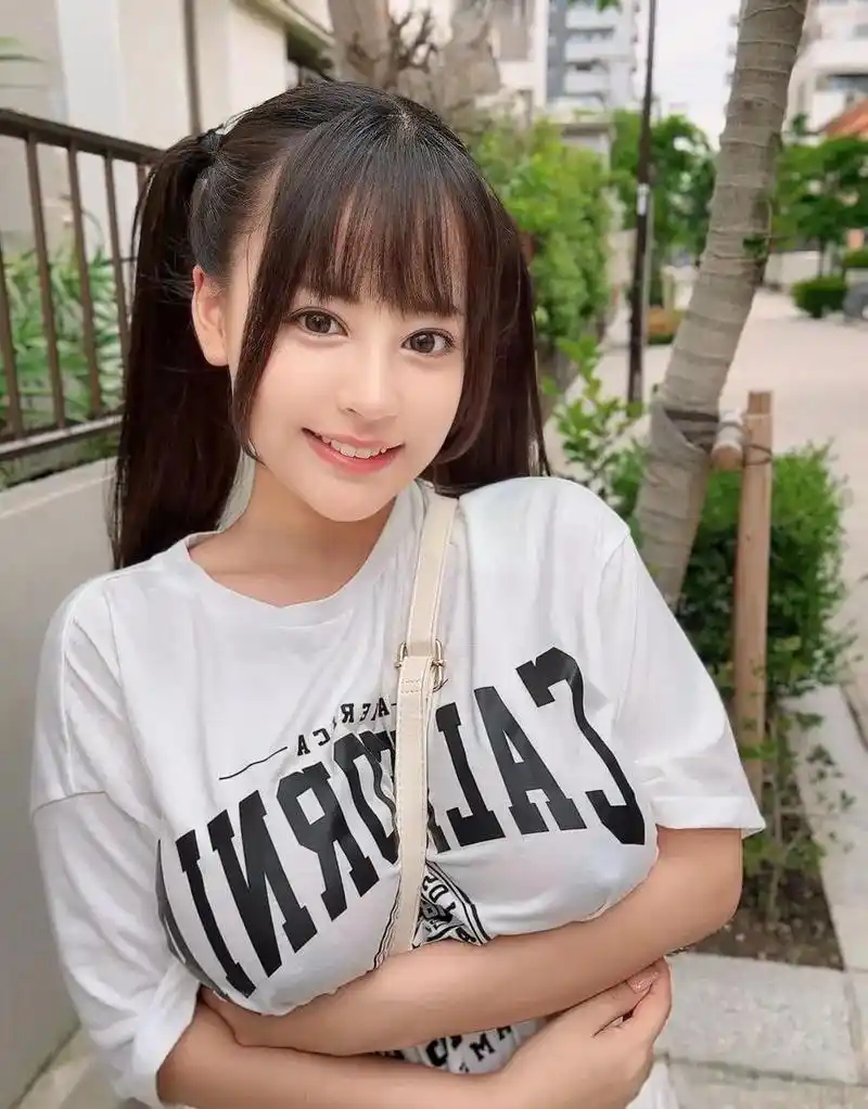 漫剧《三千庇护》封面